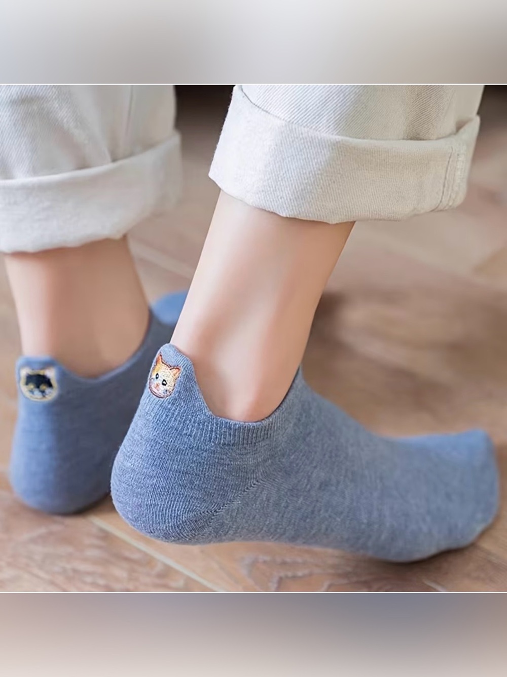 No-Show Cat Embroidered 5 pair Socks in Denim Blue - Brand:
